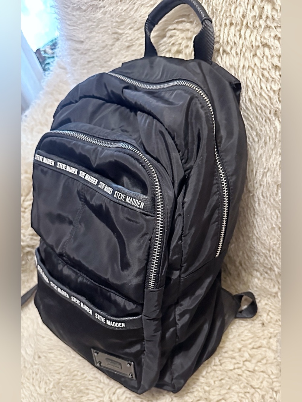 Steve Madden Black Nylon Backpack with Branded Trim - Picture 4 of 5